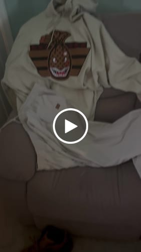 Customer video review of Freedom Dove - Black Crewneck Sweatshirt