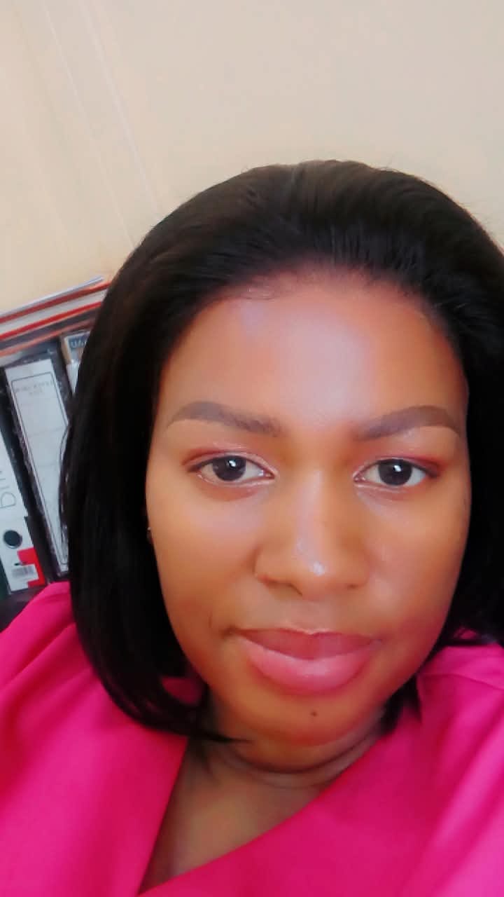 Customer photo review of KAMO - Brazilian 13x4 Lace Front Wig