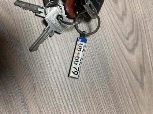 Customer photo review of Kennzeichen Schlüsselanhänger Mini Nummernschild Metall