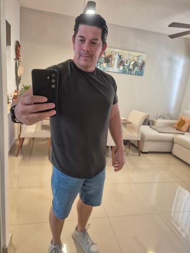 Customer photo review of Training Sport Tee - Black