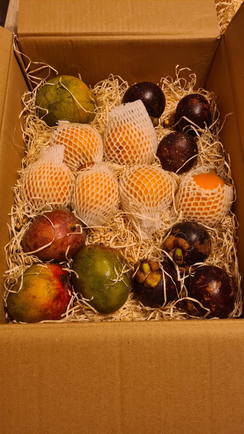 Customer photo review of Granadilla & Mangostan Deluxebox