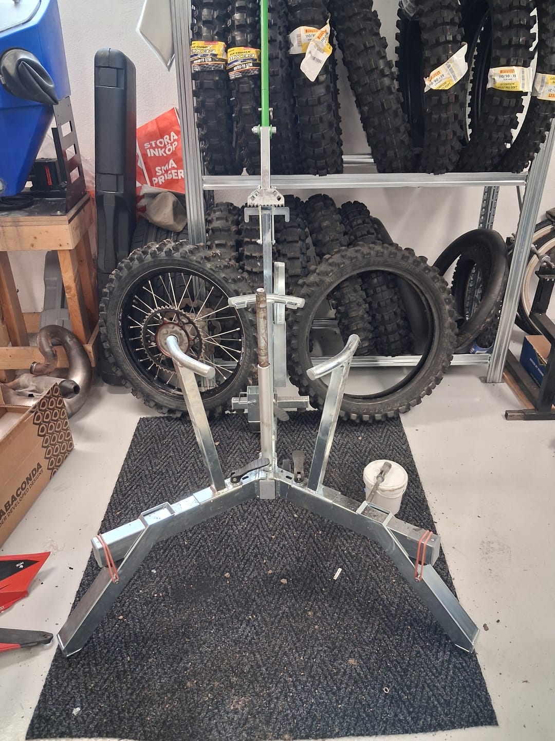 Customer photo review of Lift Kit for Dirt Bike Tire Changer