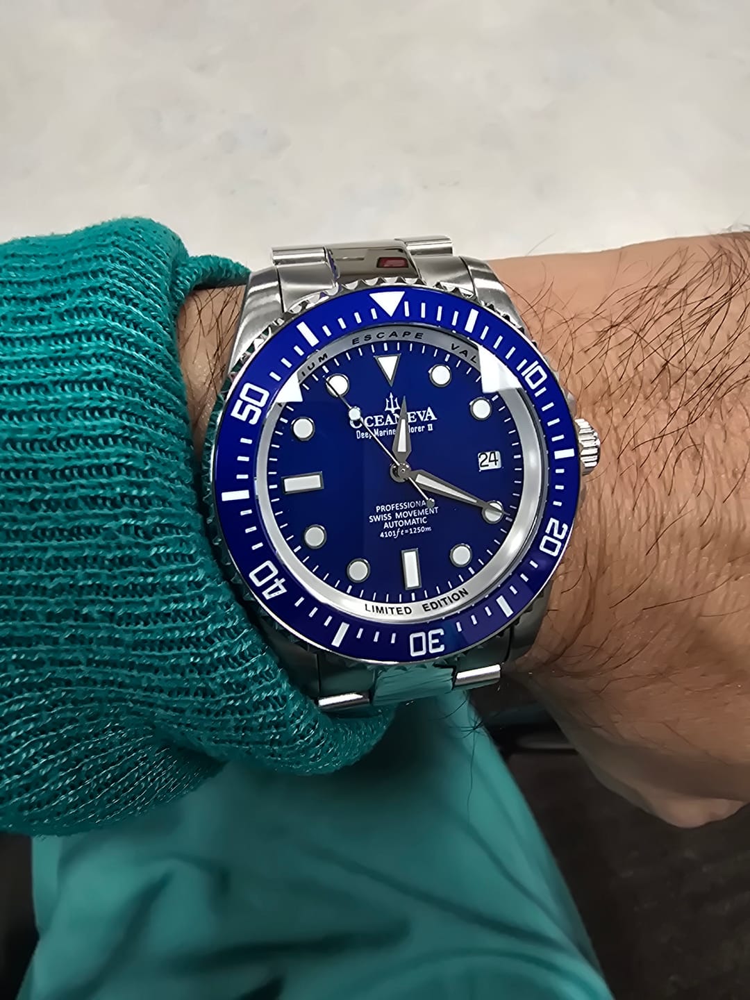 Customer photo review of Oceaneva Men's Deep Marine Explorer II 1250M Pro Diver Watch Blue