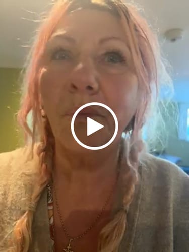 Customer video review of 12-in-1 Micro Infusion System: Advanced Kit for 12 Professional-Grade Treatments
