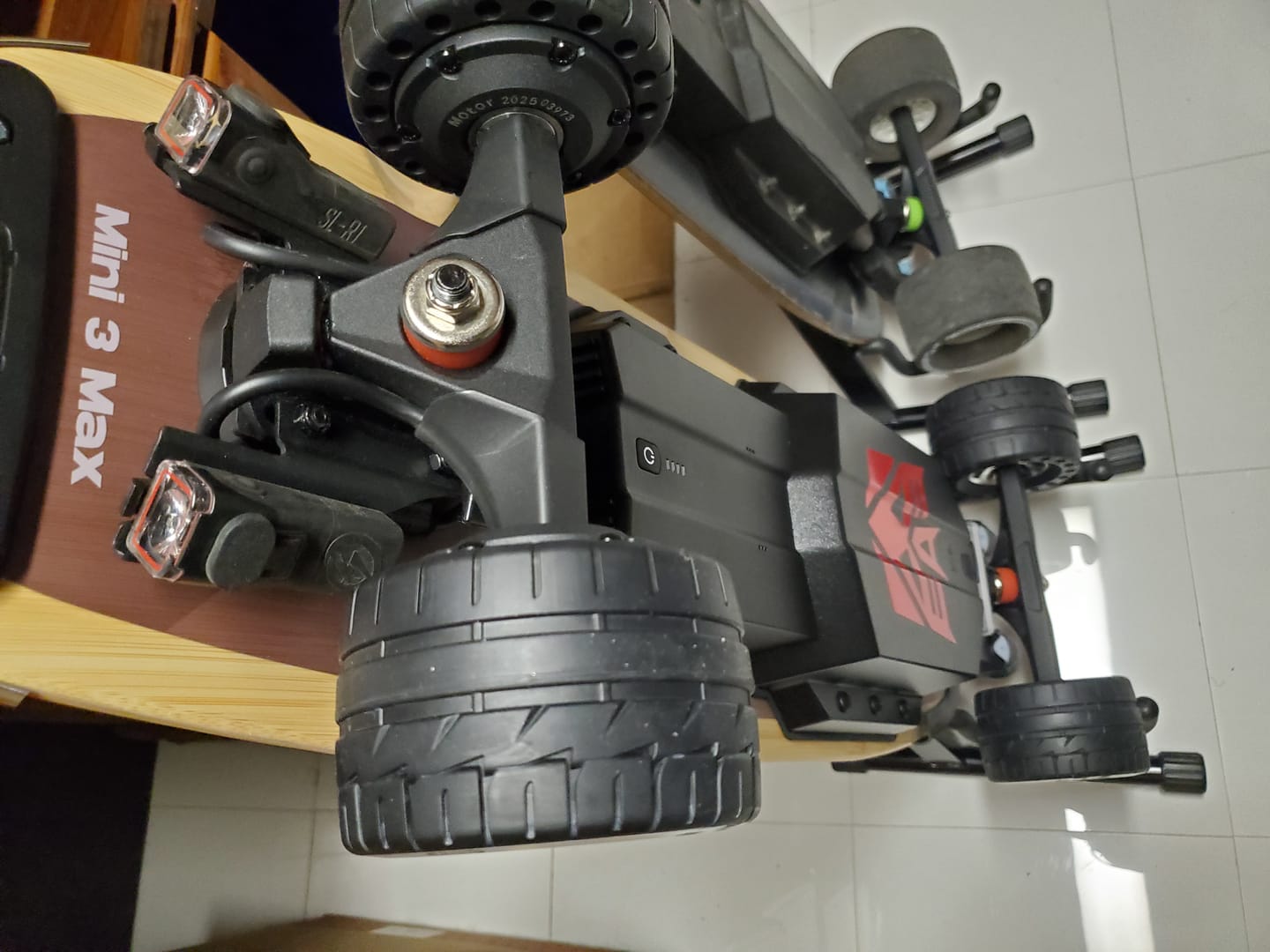 Customer photo review of Meepo Cyclone 107s Rubber Wheels – Exclusive 107mm Comfort Grip Upgrade