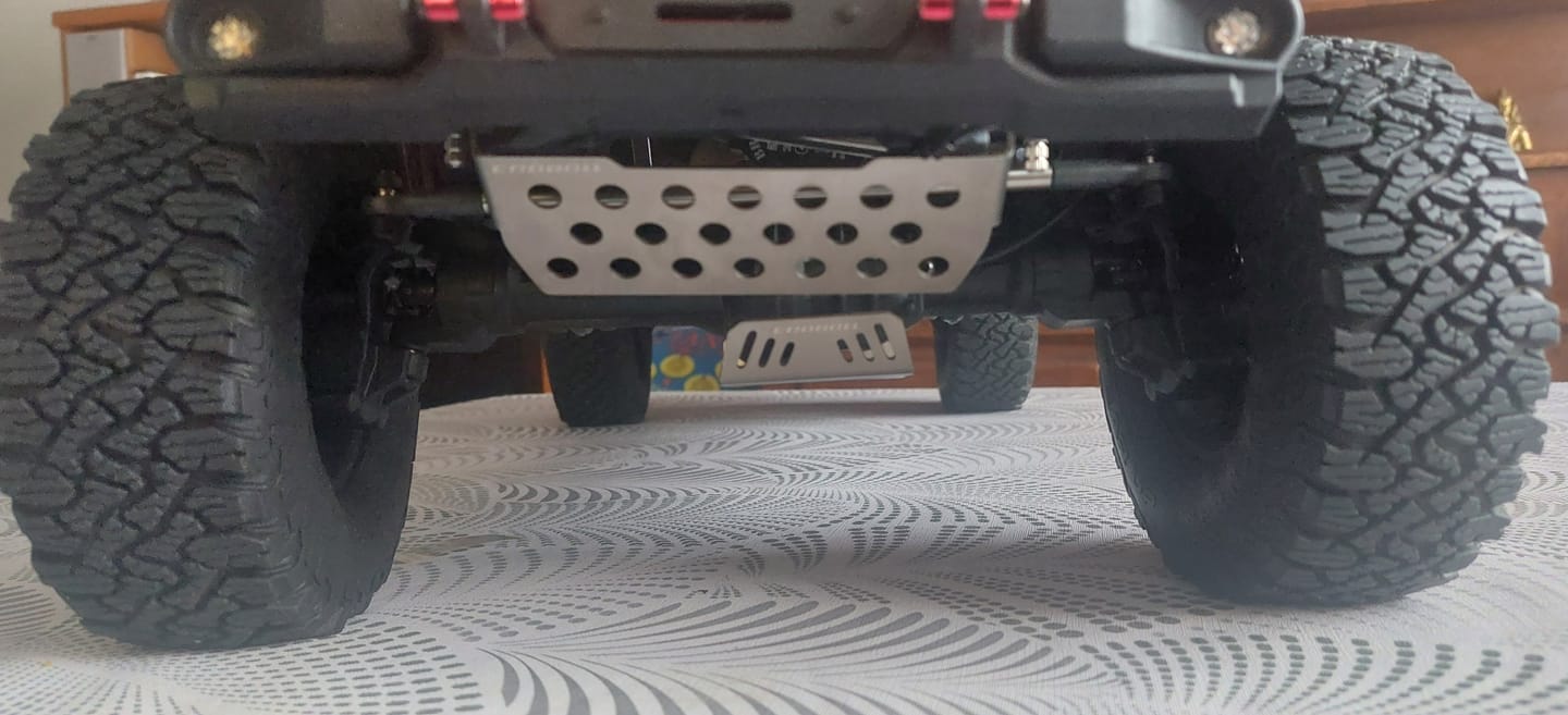Customer photo review of Chassis Armor for 1/7 RC Crawler