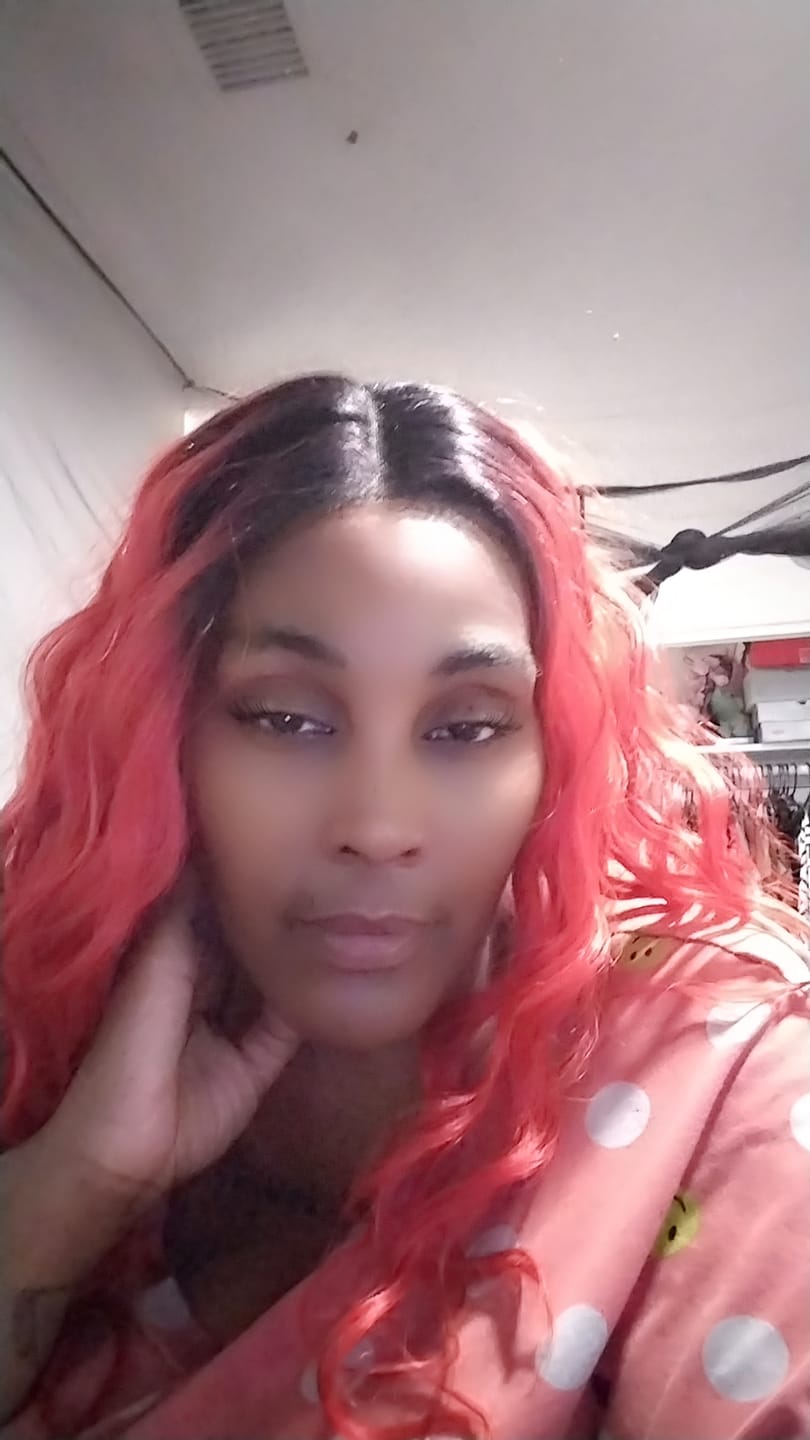 Customer photo review of Outre Melted Hairline Glueless HD Lace Front Wig - LORENZA 40"