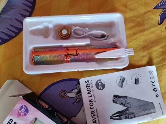 Customer photo review of 2 In 1 Rechargeable Flawless Eyebrow & Facial Hair Remover