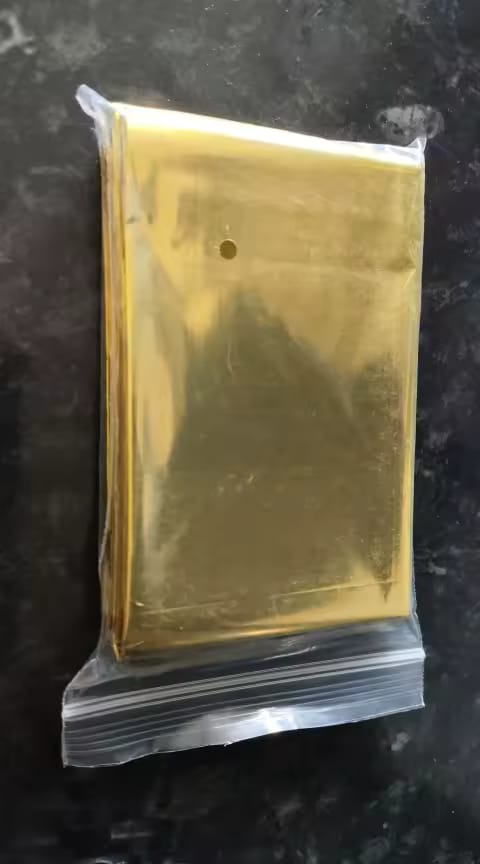 Customer photo review of Notfall- & Rettungsdecke – Gold/Silber, wasserdicht, wärmeisolierend & reflektierend