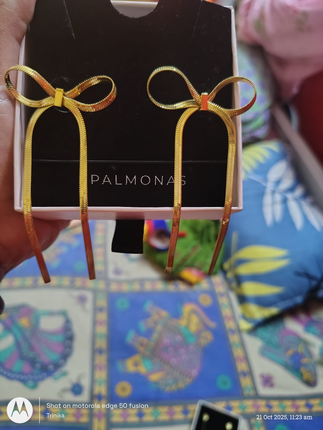 Customer photo review of Golden Bows Drop Earrings