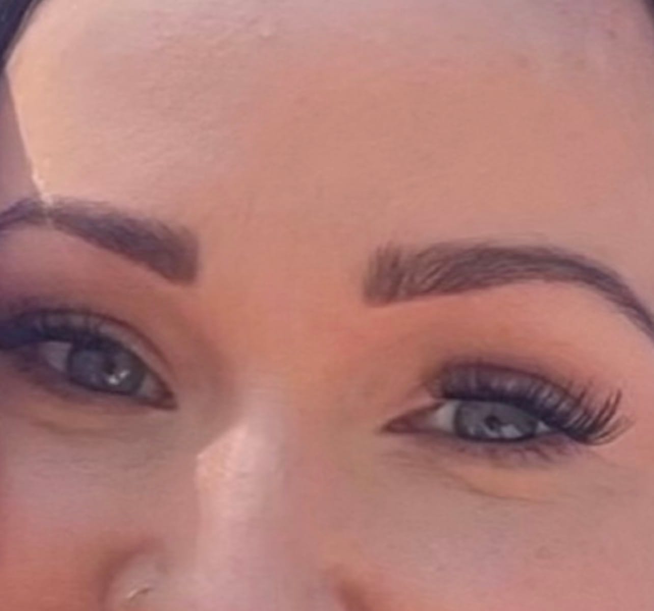 Customer photo review of Infinaluxe Customisable Lash Extensions (4 rows)