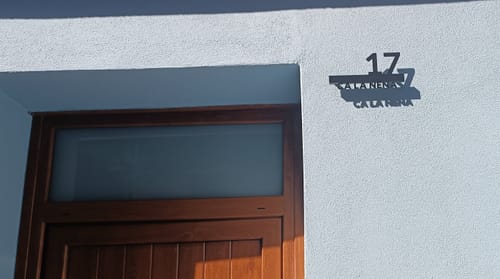 Customer photo review of Numero civico e testo sagomato modello Line 02 Alluminio