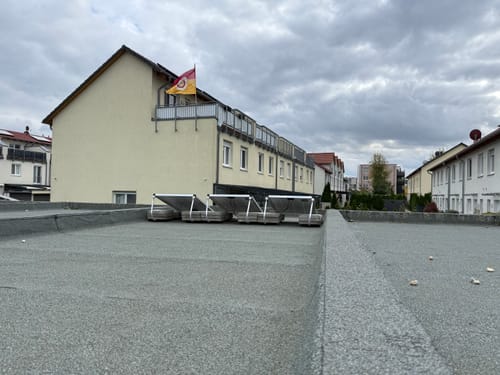 Customer photo review of ValkBox3 Aufständerung Solarmodul für Flachdach Bodenmontage Halterung Module