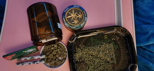 Customer photo review of Raspberry Kush - 28 Grams - Indica