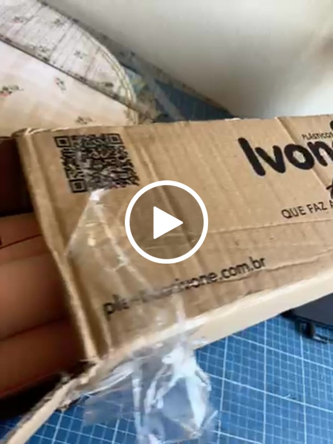 Customer video review of DUNA 0.9MM FUNDO MALHA COR ROSA CHICLETE