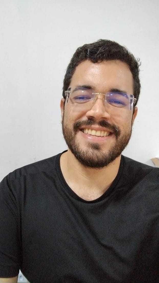 Customer photo review of Óculos de Grau Balg