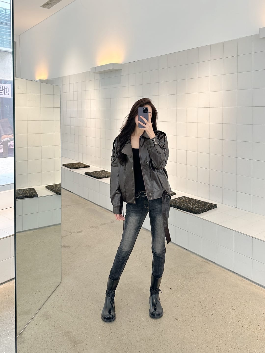 Customer photo review of IAMXIAA Vintage Washed Skinny Jeans with Raw Hem and Contrast Stitch