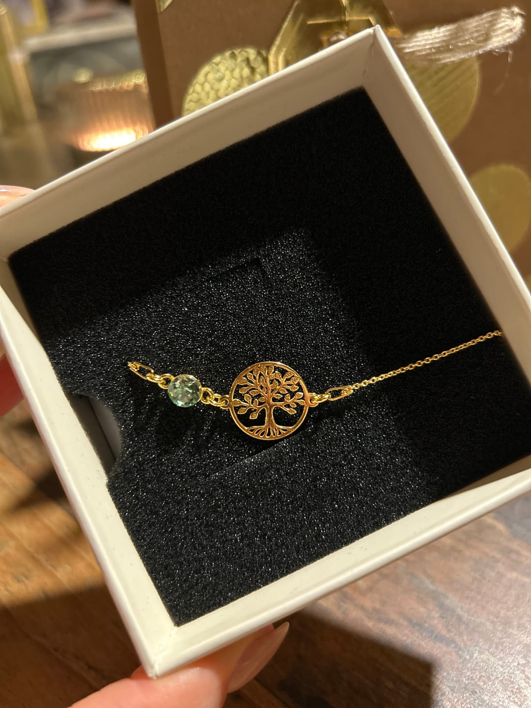Customer photo review of Armband "Tree of Life" mit Geburtsstein