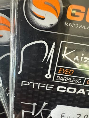 Customer photo review of WIDE GAPE CARP BARBLESS HOOKLENGTHS 6" - 15cm