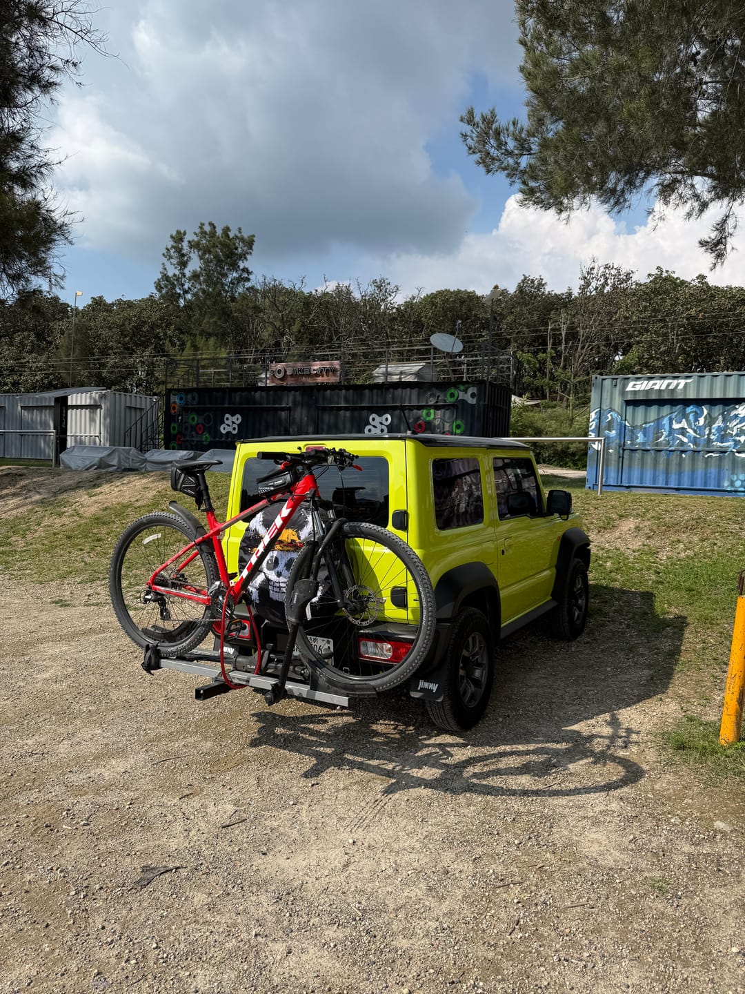 Customer photo review of Tirón de Arrastre Clase III para Suzuki Jimny + Grilletes