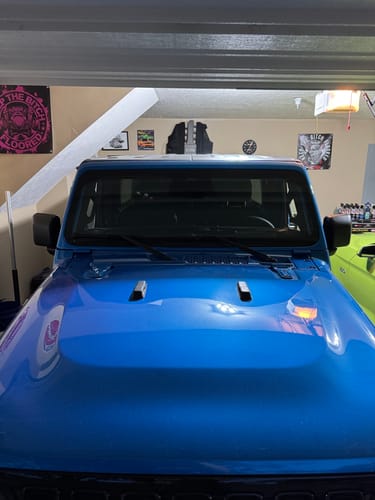 Customer photo review of Cowl Wiper Panel Painted OE Color (Fits JL/JT 2018-2025)