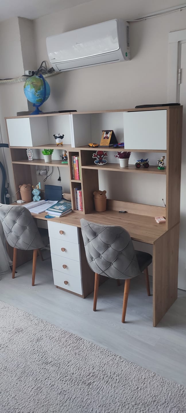 Customer photo review of Rani HA130 İki Kişilik Raflı 2 Kapaklı 4 Çekmeceli Çalışma Ofis Bilgisayar Masası Sepet Ceviz - Beyaz