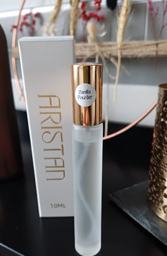 Customer photo review of Powdery Vanilla