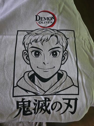 Customer photo review of Demon Slayer 2 - Shirt personalisierbar