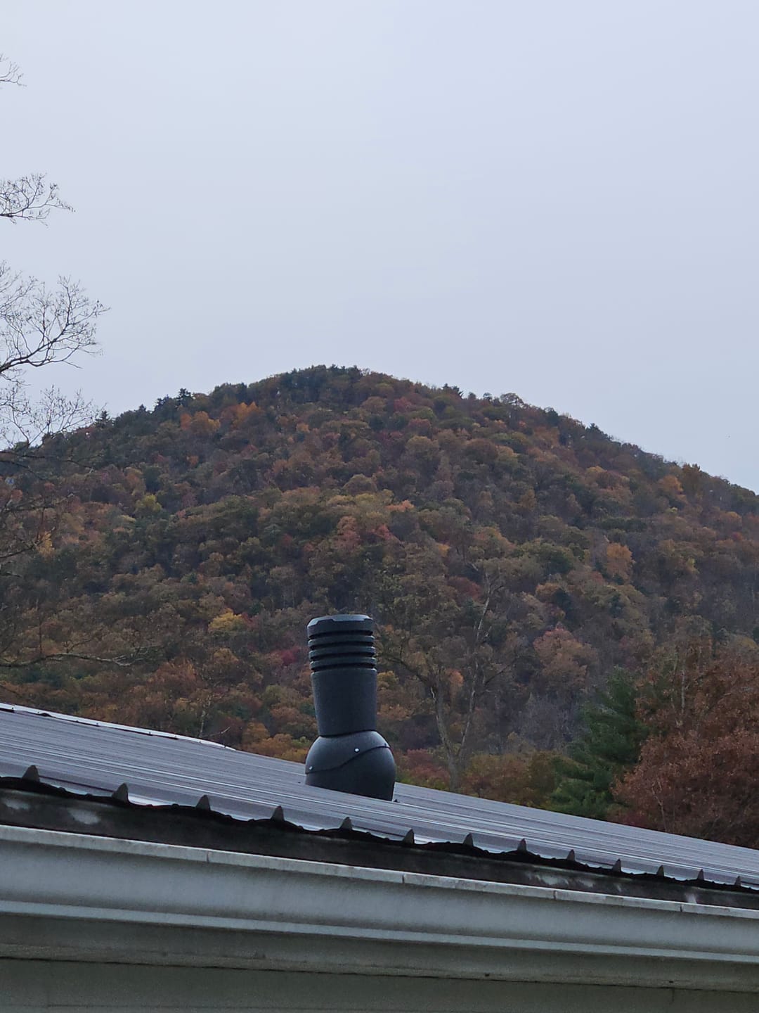 Customer photo review of Kitchen, Bathroom and Dryer Roof Exhaust Vent - Ivent ECO – Metal Installation
