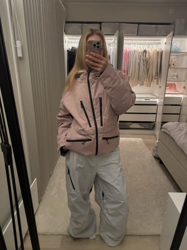 Customer photo review of Women's Light Gray Lightweight Breathable Baggy Snow Pants