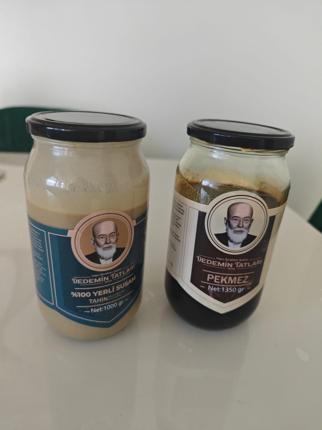 Customer photo review of %100 Yerli Susamdan Çiğ Tahin - 1000gr 4'lü Paket