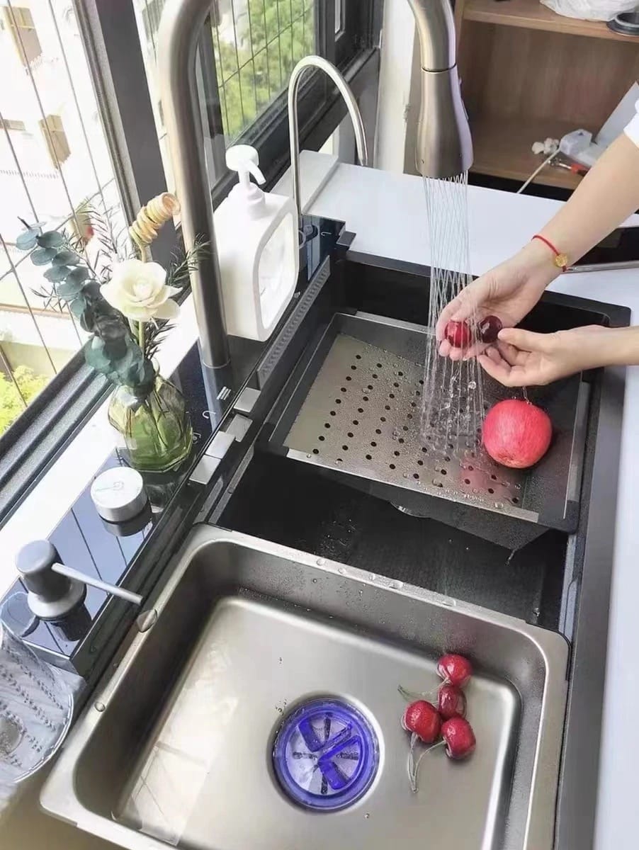 Customer photo review of Kitchen Deluxe Waterfall Workstation Sink with Digital Temperature Display Faucet