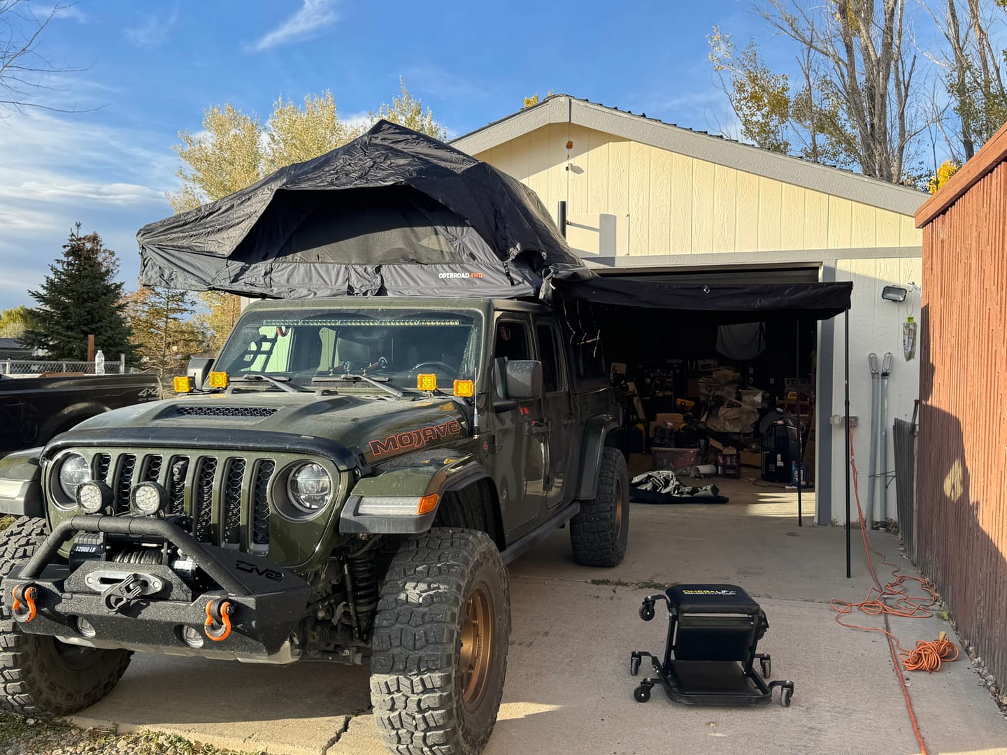 Customer photo review of OPENROAD Family Quick-Open Soft Roof Top Tent (4-Person)