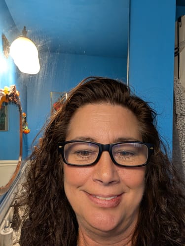 Customer photo review of Instant Dye Shampoo