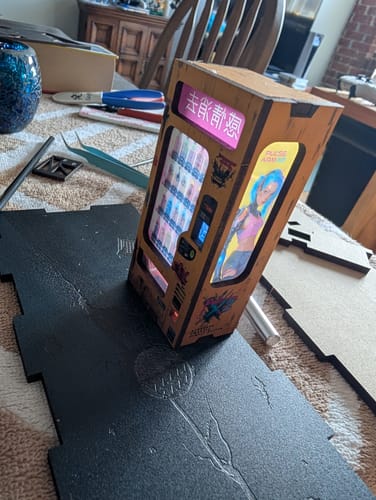 Customer photo review of Neo Ramen MiniAlley – A Cyberpunk DIY Diorama Booknook