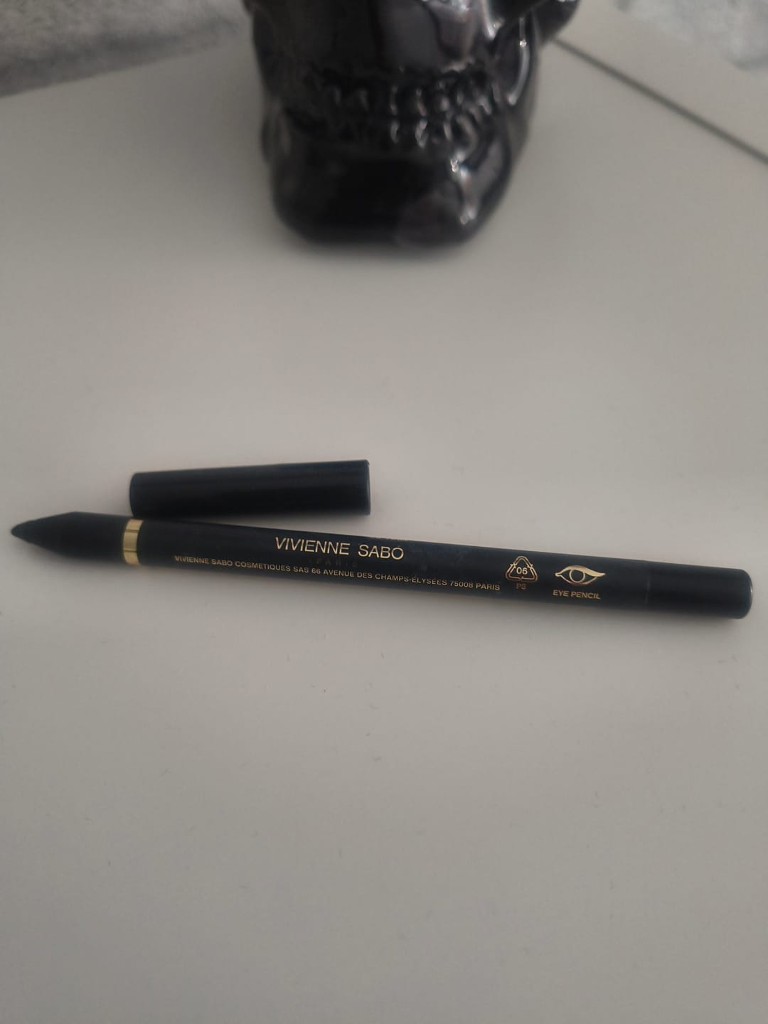 Customer photo review of Дълготраен гел - молив за вътрешен и външен контур Vivienne Sabò Liner Virtuose Kajal