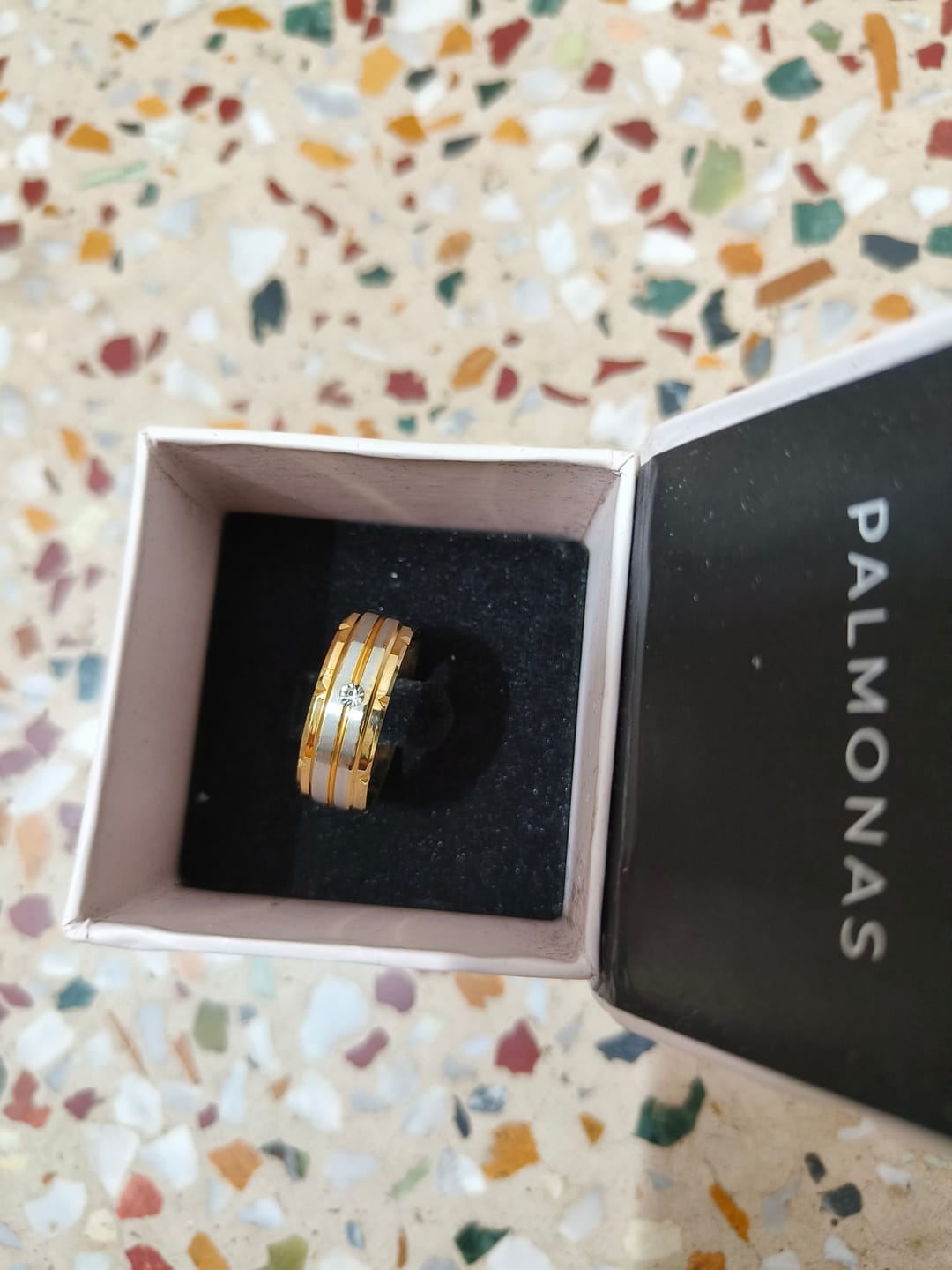 Customer photo review of Splendid Gold Silver Band Ring