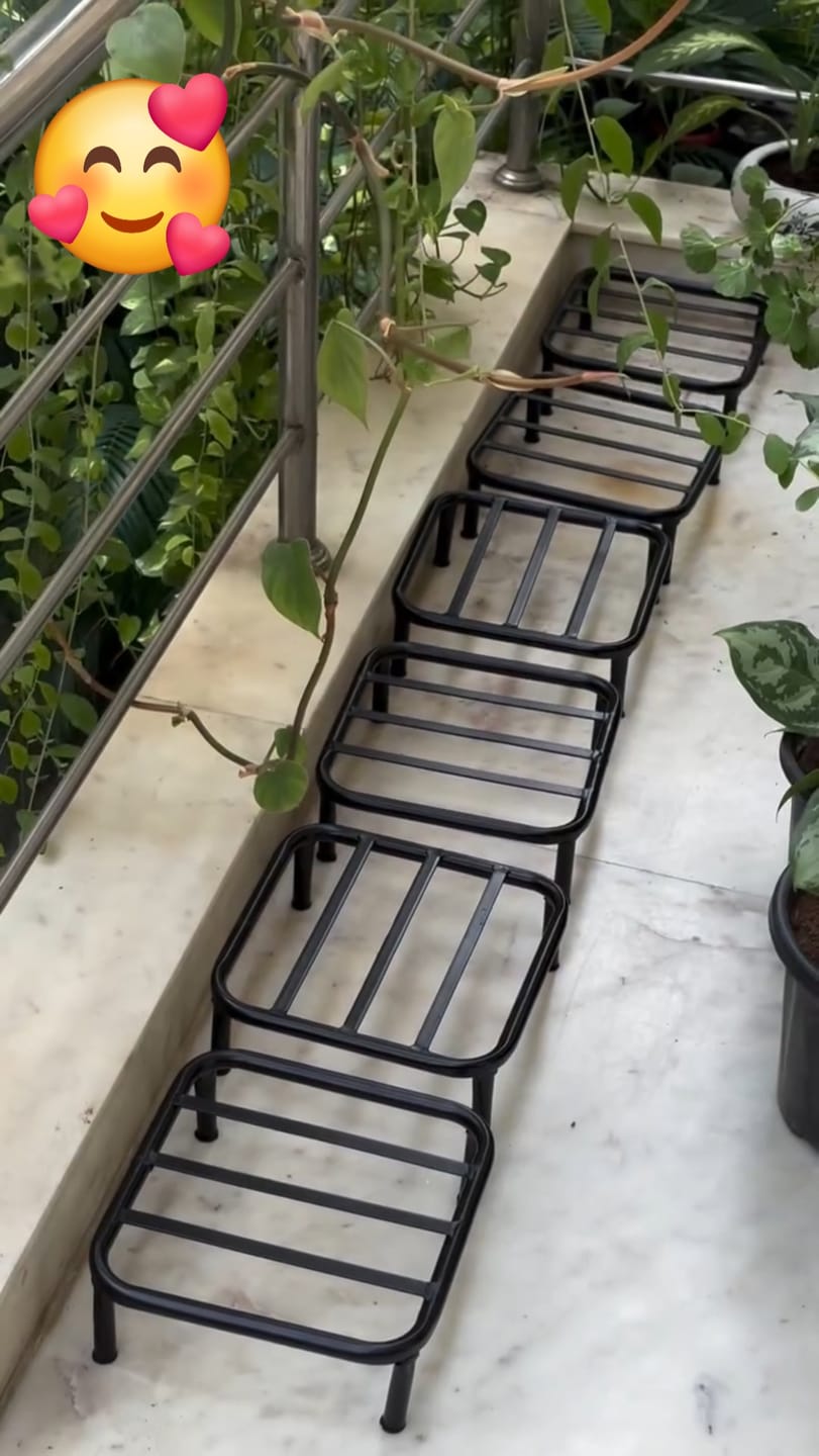 Customer photo review of TryGreen Dray Metal Pot Stands for Planters