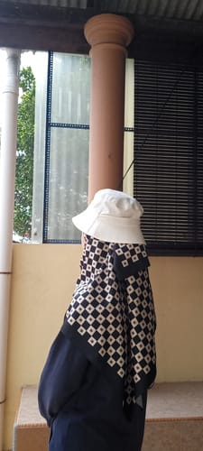 Customer photo review of Monogram Square (Black)