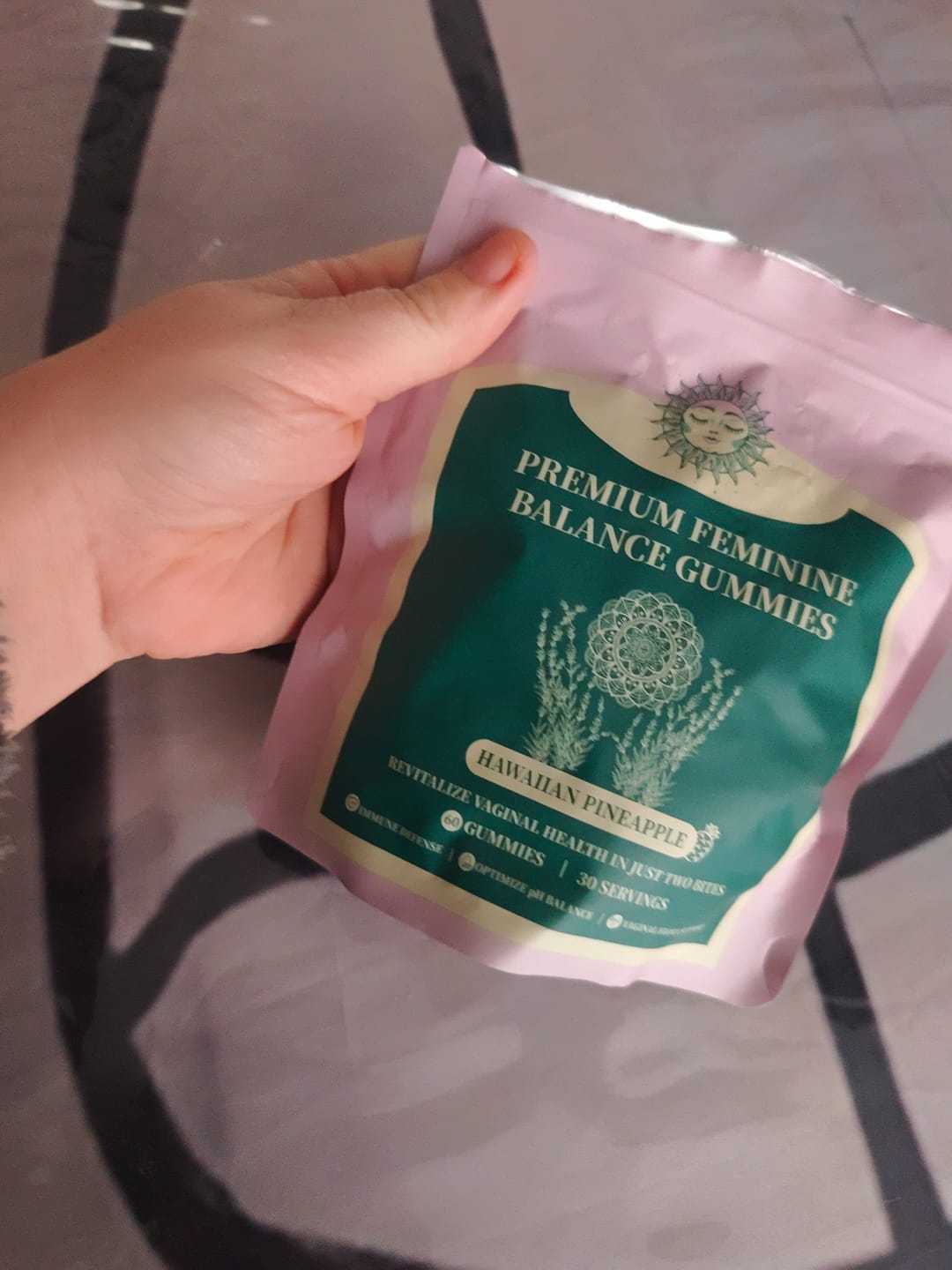 Customer photo review of Pineapple Vaginal Probiotic Gummies - pH Balance & Freshness Support