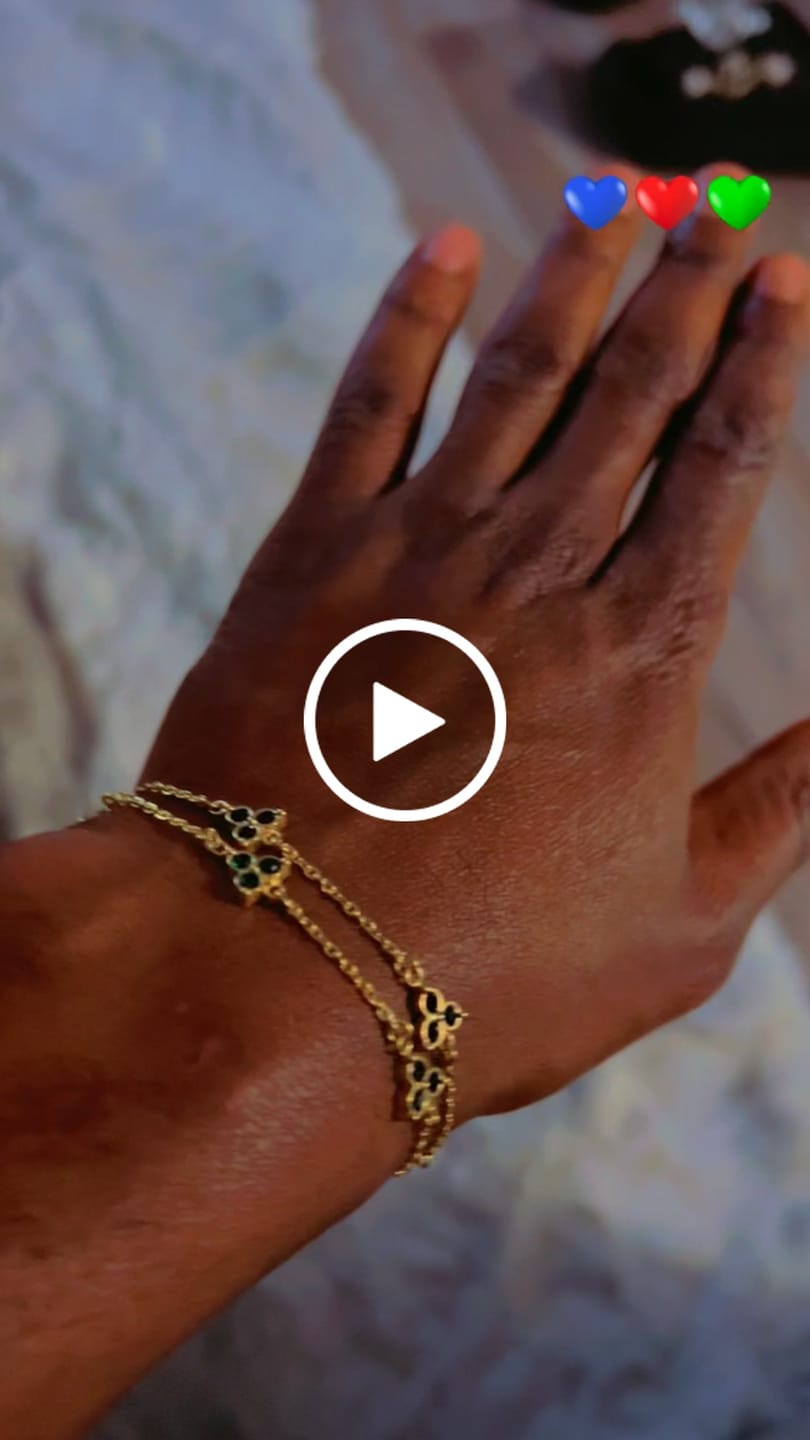 Customer video review of Green Clover Bracelet (Gold)