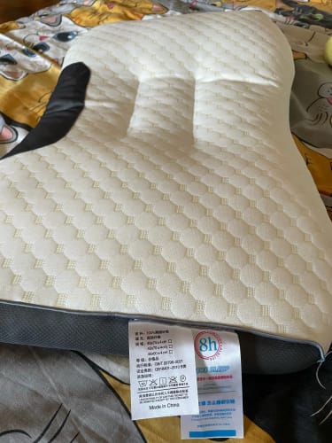 Customer photo review of Almohada Cervical Para Aliviar El Dolor OrthoSleep™