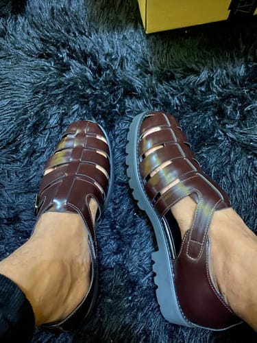 Customer photo review of Veneto Sandal - Dark Brown Polished Leather (Eva Combat)