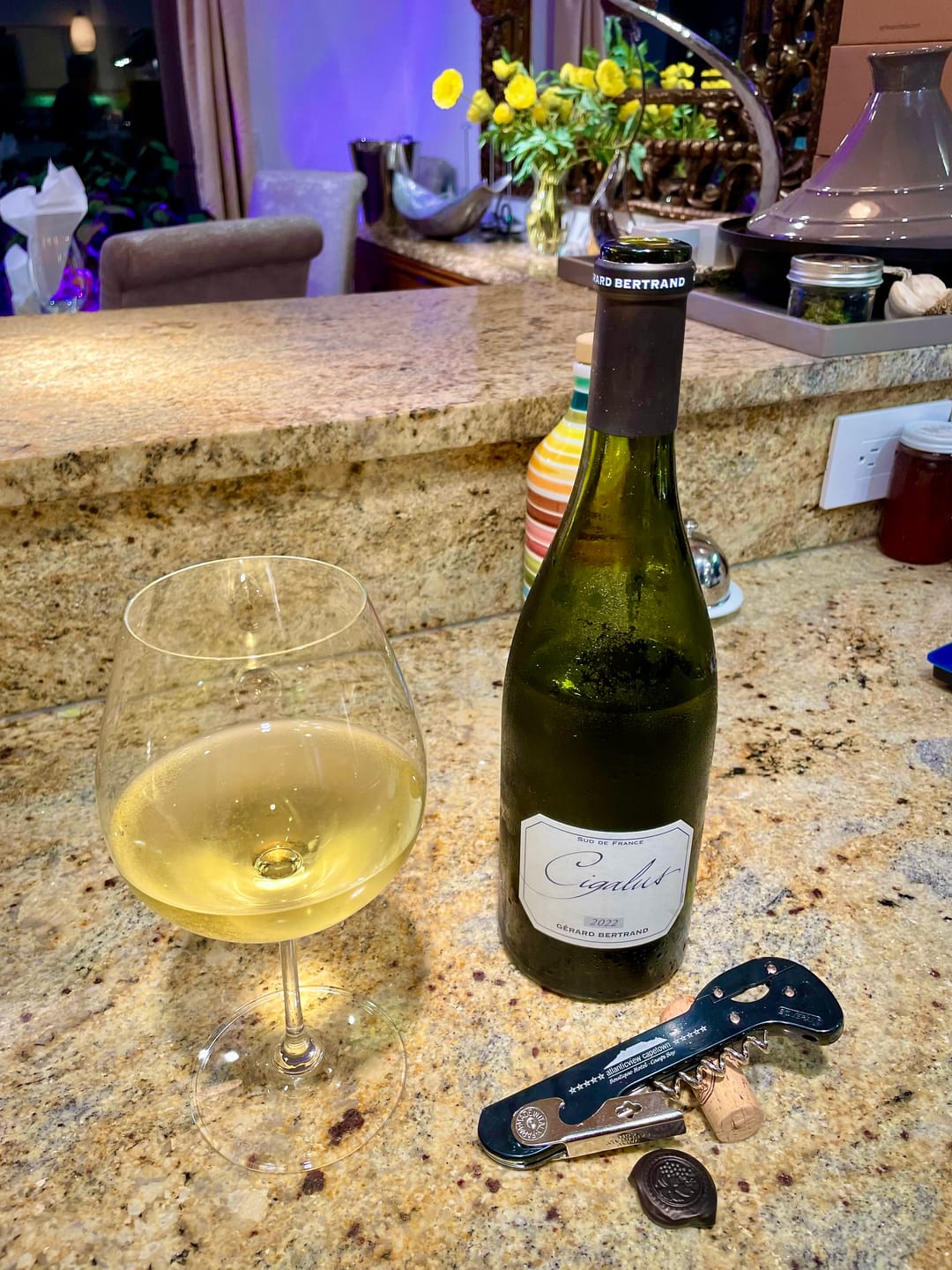 Customer photo review of Cigalus white