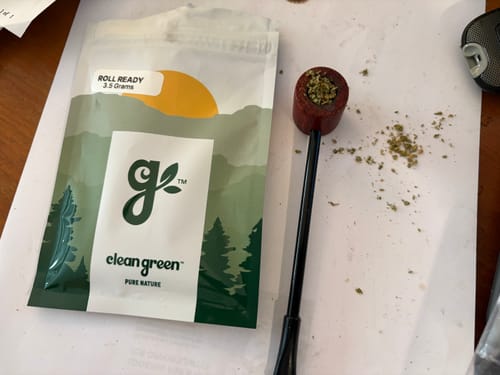 Customer photo review of Roll Ready Ground – 3.5g Hybrid Flower