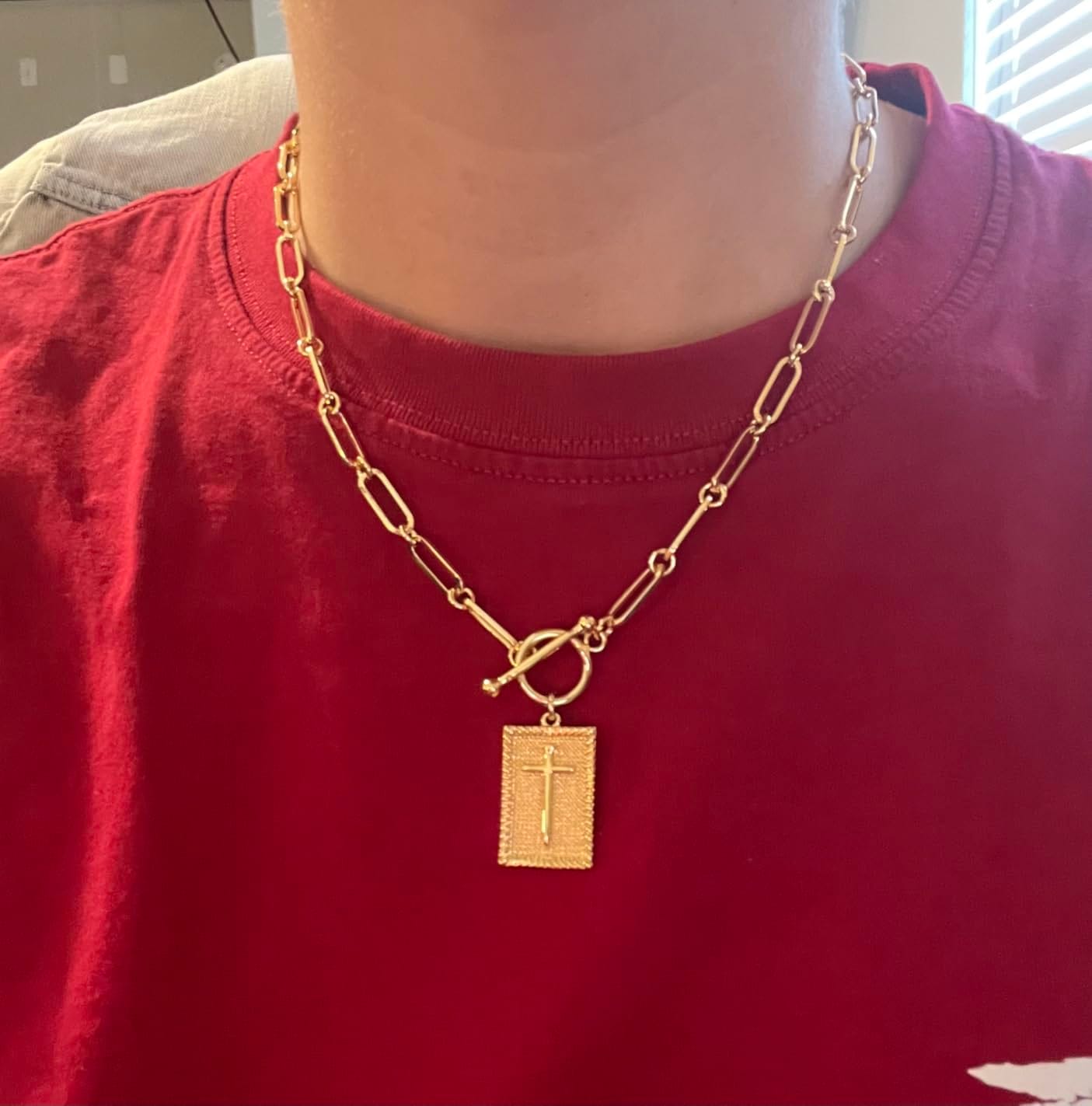 Customer photo review of The Eternal Pendant Necklace