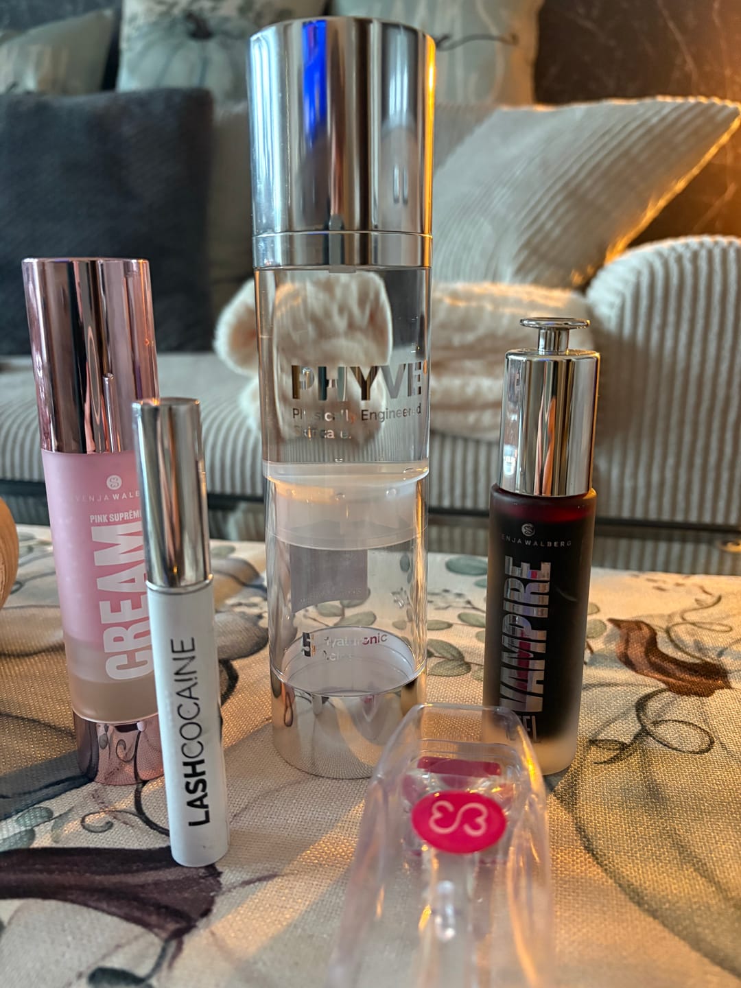 Customer photo review of Pink Suprême Cream