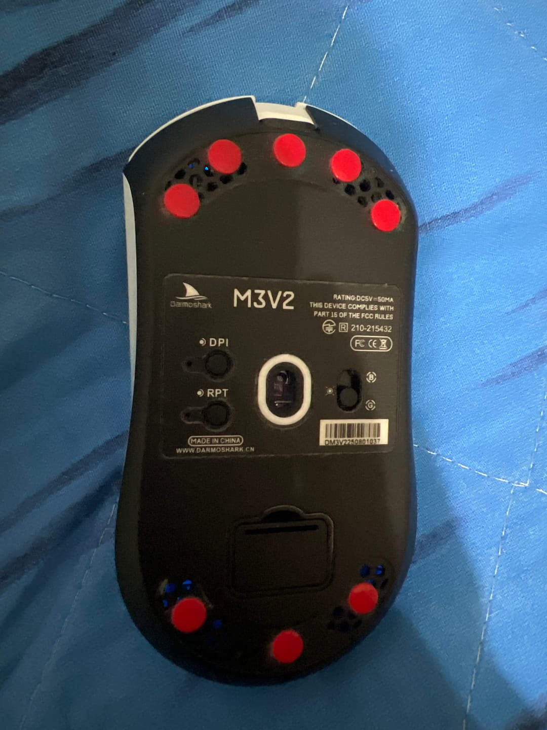 Customer photo review of X-Raypad Obsidian Mouse Skates