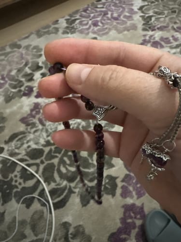 Customer photo review of 99'luk Tesbih – Mor Akik Taşı Faset Kesim El Yapımı Tasarım