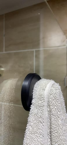 Customer photo review of ROHA SUCTION HOOKS 4X